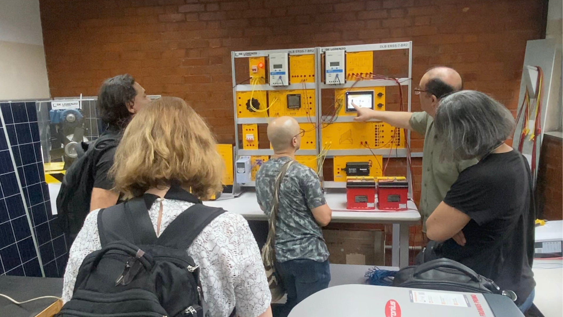 embrace laboratório.png