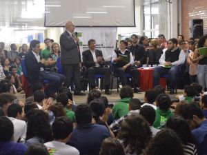 Visita de Haddad agita a manhã no Câmpus SPO