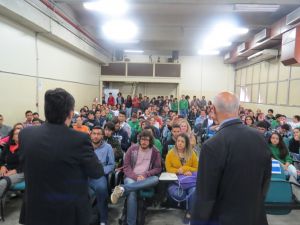 Eduardo Suplicy ministra palestra no câmpus