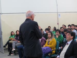 Eduardo Suplicy ministra palestra no câmpus